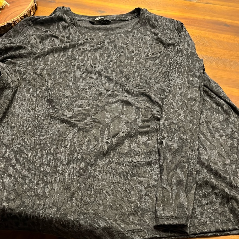 Vera Wang XL layering blouse